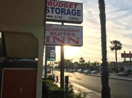 Executive Suites Inn, hotel in Westminster