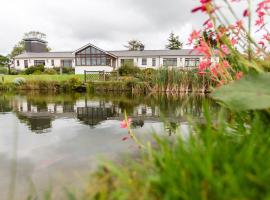 Ael y Bryn Luxury B&B, North Pembrokeshire, hotel in Eglwyswrw