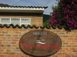 Hostal Bugambil, מלון עם חניה בסופו