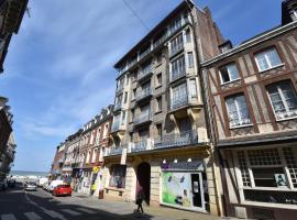 Ets Levillain-Hotel les Caletes: Le Tréport şehrinde bir otel