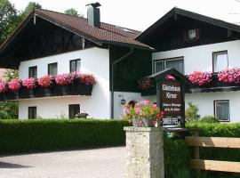 Gästehaus Kirner - Bad Feilnbach، إقامة منزل في باد فيلينباتش
