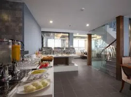 Bonsella Hotel