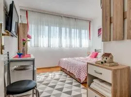 Rooms Alijev