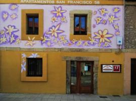 Apartamentos San Francisco 58, self-catering accommodation in Santo Domingo de la Calzada