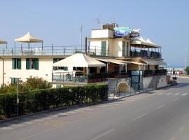 Hotel Turandot, hotell sihtkohas Torre del Lago Puccini