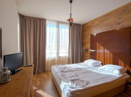 Cornelia Deluxe Residence, poceni hotel v mestu Bansko