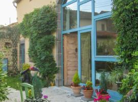 Chambres d'hôtes le Peyroux, hotel v destinaci Montcel