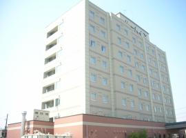 Hotel Route-Inn Kikugawa Inter, hotel con estacionamiento en Kikugawa