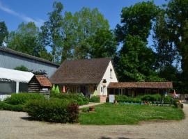 Camping Le Val de Trie, kemp v destinaci Béhen