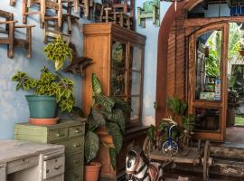 Posada San Sebastian: Antigua Guatemala şehrinde bir otel