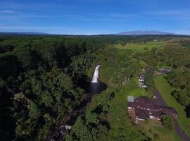 The Inn at Kulaniapia Falls, hotell i Hilo