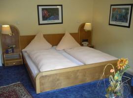 Hotel Traube, habitación en casa particular en Bad Wildbad
