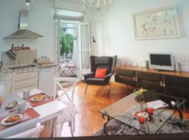 Carre d or, apartment in Nice