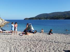 Casa Porto Azzurro: Porto Azzurro şehrinde bir otel