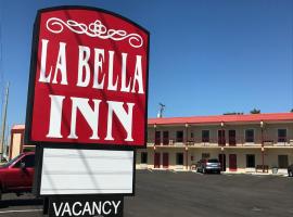 La Bella Inn, hotel cerca de Lake Square Mall, Tavares