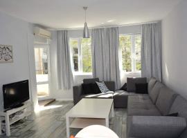 Ivet Apartment, hotell i nærheten av Grand Mall i Varna by