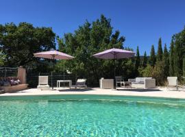 Le Jas Du Colombier, cottage in Moustiers-Sainte-Marie