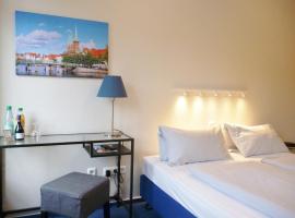 Hotel Am Mühlenteich, hotel cerca de Aeropuerto de Lübeck - LBC, Lübeck