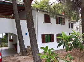 Apartments Vera - Mirca