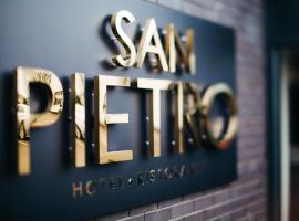 San Pietro Hotel & Restaurant、スカンソープのホテル