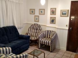 Apartamento em Caioba com wi-fi、マチーニョスのホテル