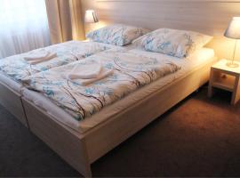 Hotel SPECTRUM, hotel em Trnava