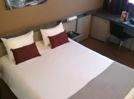 Hotel Gratte-Ciel Ariana – hotel w mieście Villeurbanne