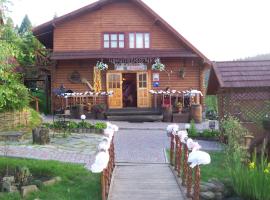 Boykivskiy Dvir, Hotel in Yasenitsa Zamkova