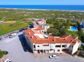 Praia da Lota Resort – Beachfront Hotel、マンタ・ロータのホテル