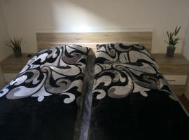 Apartman Za Potokem, golf hotel in Luhačovice