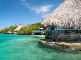 Hotel Coralina Island, hotel in Isla Grande