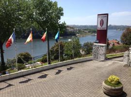 Hotel Estalagem Santiago, hotel v destinaci Gondomar