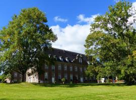 Kloster Langwaden, hotel con estacionamiento en Grevenbroich