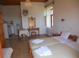 Evanthia Toroz Rooms & Studios, hotel near Panagia tis Gorgonas, Mithymna