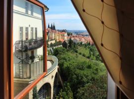 Questenberg Hotel – hotel w dzielnicy Hradczany w Pradze