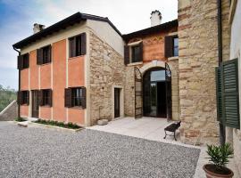 Relais Villa Ambrosetti, estancia rural en Verona
