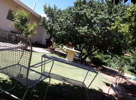 Heila's in house Family room-Homestay!，位于布隆方丹的宠物友好酒店