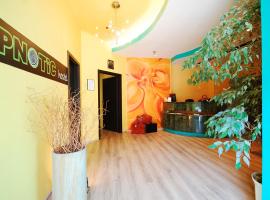 Hipnotic B&B, ξενοδοχείο στο Σόποτ