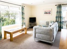 Gwithian Holidays, apartment in Hayle