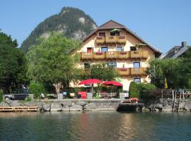 Haus am See, homestay in Fuschl am See