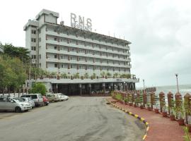RNS Residency Sea View، فندق في Māvalli