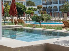 Bitzaro Grande Hotel & Suites, hotel sa Kalamaki