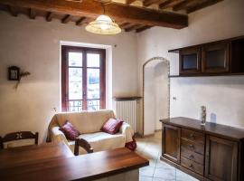 Il Castello, apartment in Bucine