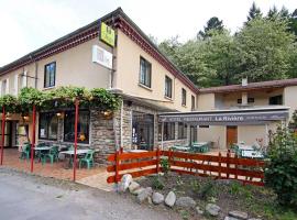 Logis La Rivière, hotel v destinaci Saint-Michel-de-Dèze