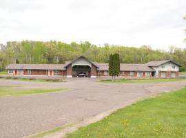 AmeriVu Inn & Suites - St Croix Falls, hotel in Saint Croix Falls