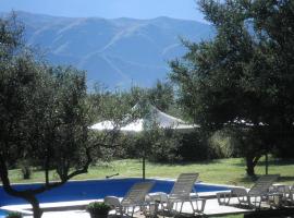 Cabanas Vista Hermosa, hotel v destinaci Santa Rosa de Calamuchita