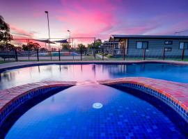 NRMA Yarrawonga Mulwala Holiday Park، فندق في مولوالا