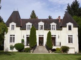 L'Hermitage, hotel with parking in Saint-Martin-des-Champs