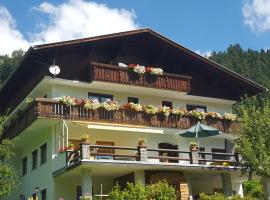 Gästehaus Hauser, hotel din Bach