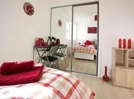Gala Rooms Homestay - Free Parking